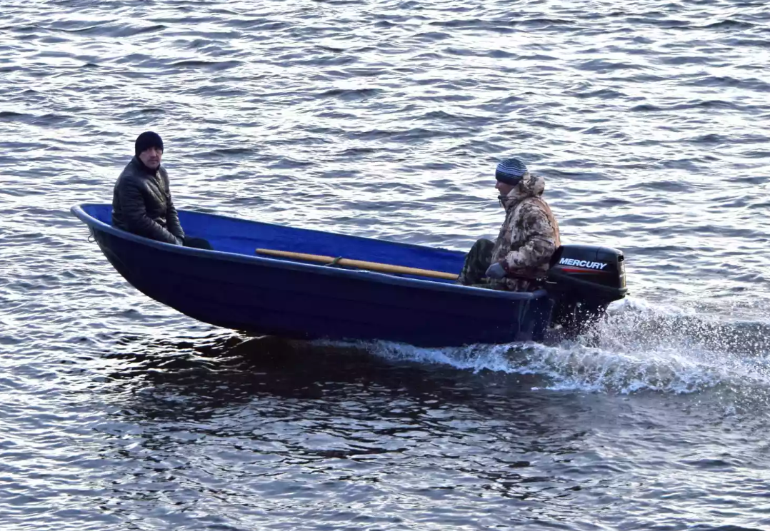 Стеклопластиковая лодка Neman-340 (тримаран) в Армавире