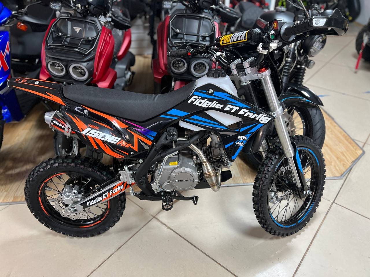 Мотоцикл (питбайк) PROMAX FIDET (ФАЙДЕТ) 190E PRO 17/14 в Армавире