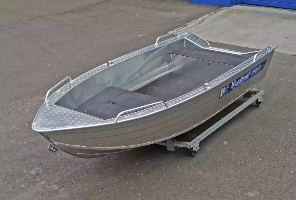 Алюминиевая лодка  Wyatboat-430М FISH в Армавире