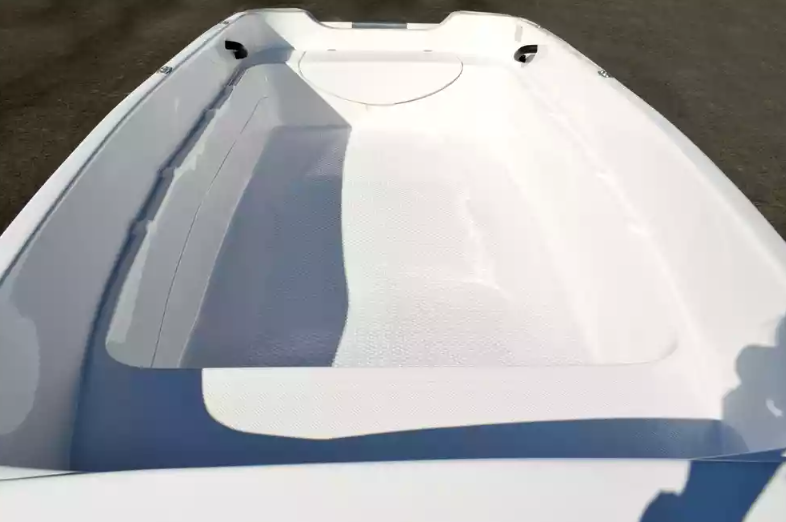 Стеклопластиковая лодка Пингвин (тримаран) в Армавире