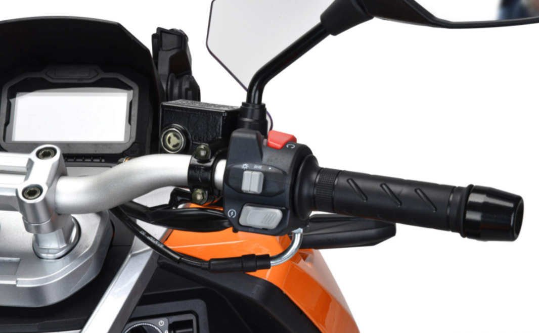 Скутер MOTOLAND (МОТОЛЕНД) T-MAX 150 в Армавире