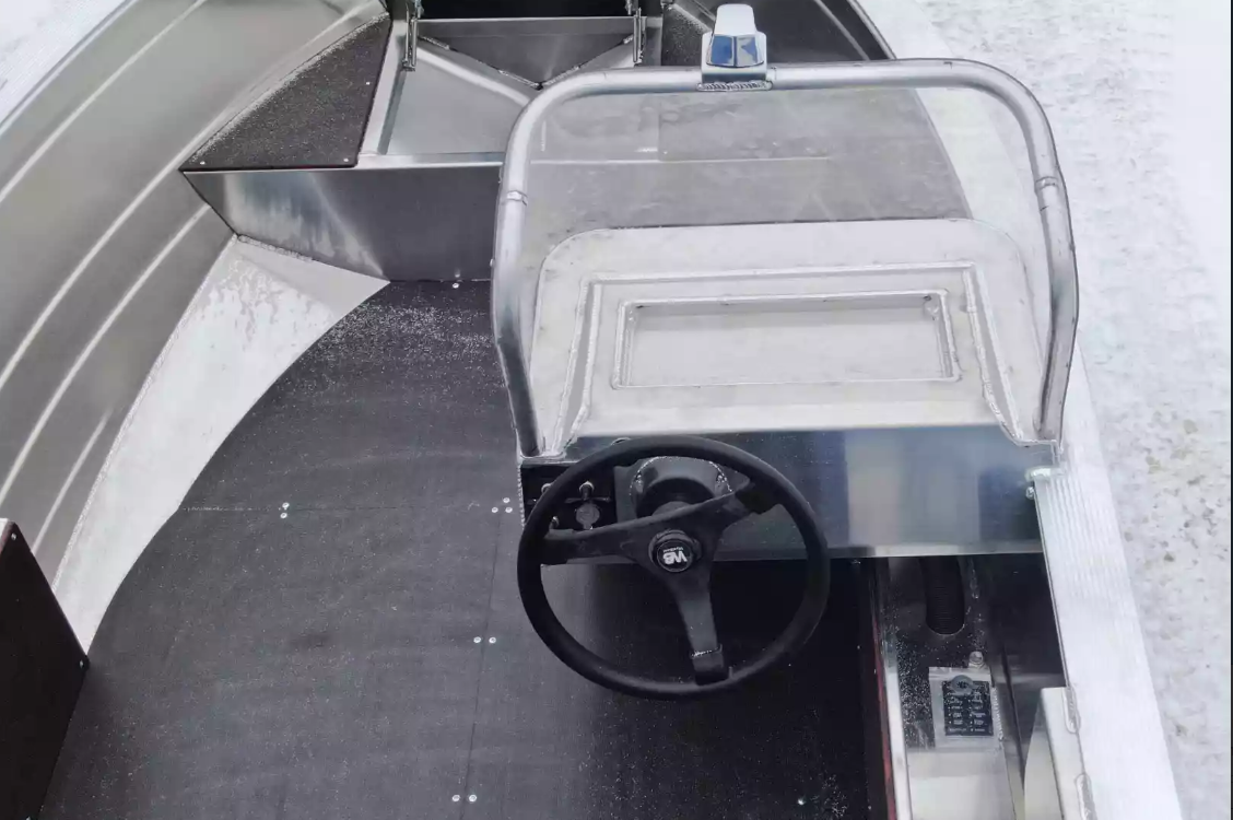 Алюминиевая лодка Неман-400 С в Армавире