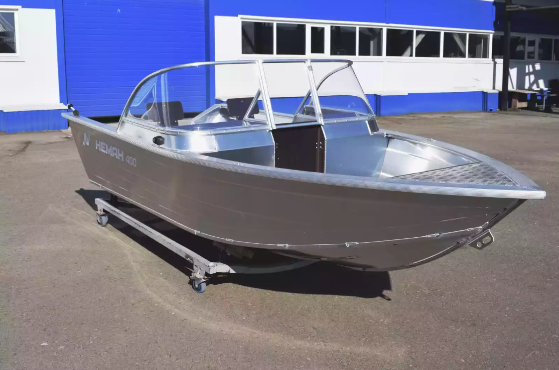 Алюминиевая лодка  Неман-400 DCM в Армавире