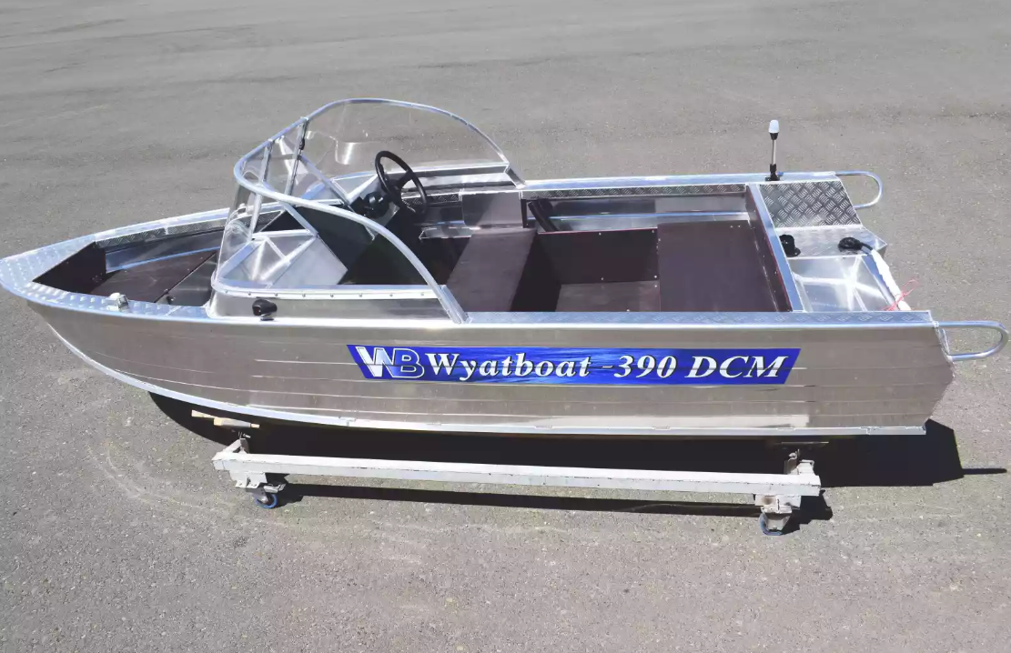 Алюминиевая лодка Wyatboat-390 DCM в Армавире
