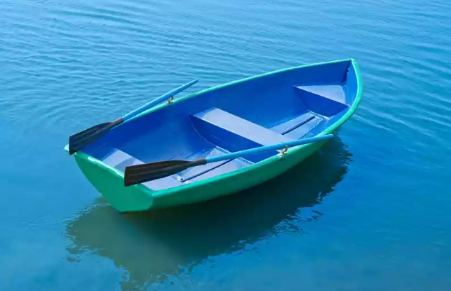Стеклопластиковая лодка Дельфин в Армавире