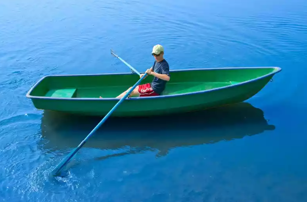 Стеклопластиковая Лодка Голавль в Армавире