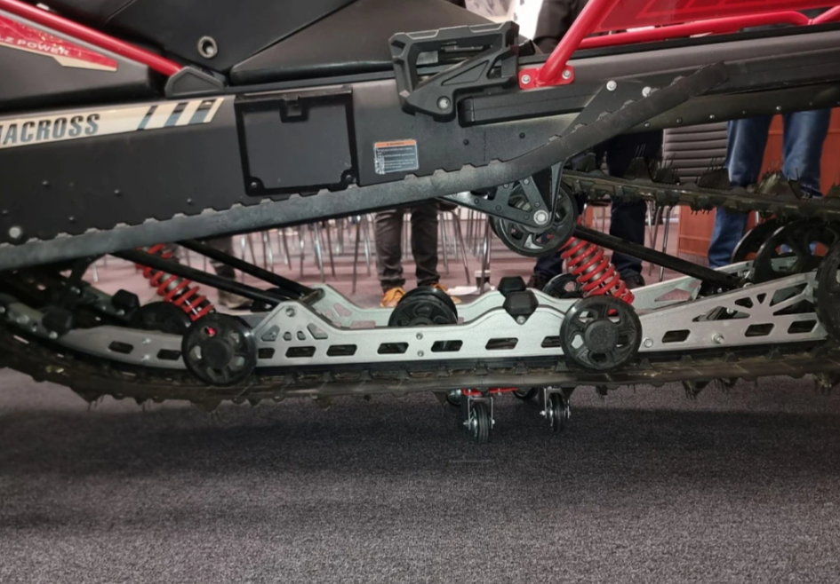 Снегоход AODES Siberiacross 1000 WT 508mm LCD 6.8 в Армавире