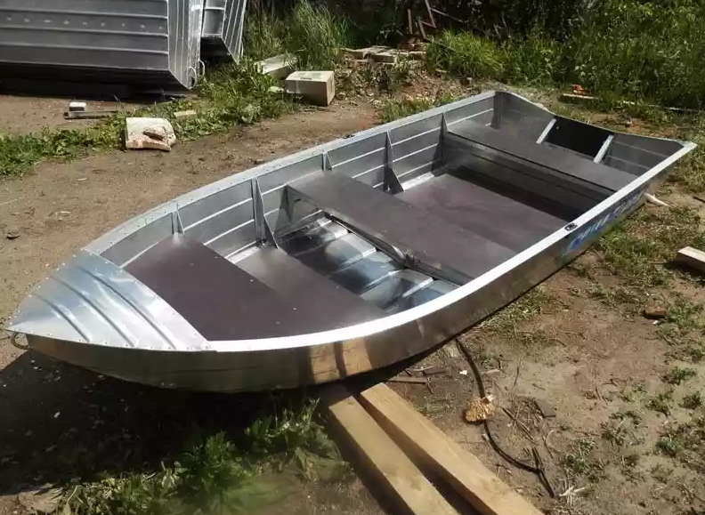 Алюминиевая лодка Вятка-Профи 37 в Армавире