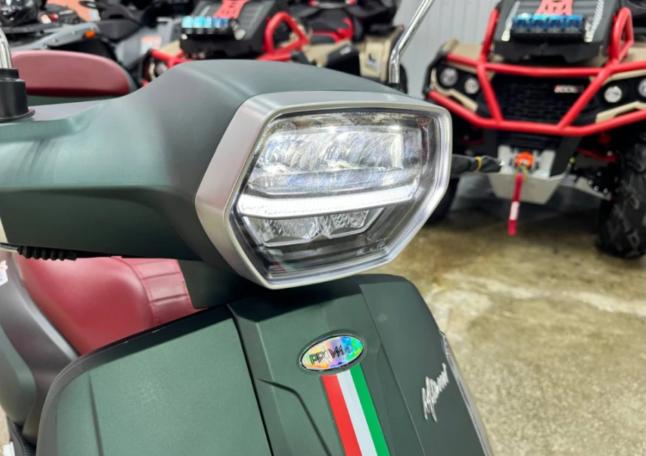 Скутер PROMAX Miami 240 (49) в Армавире