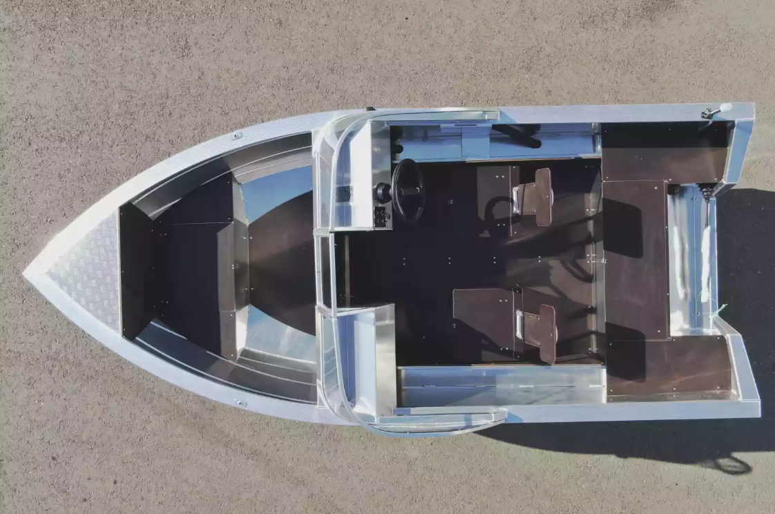 Алюминиевая лодка  Неман-400 DCM в Армавире