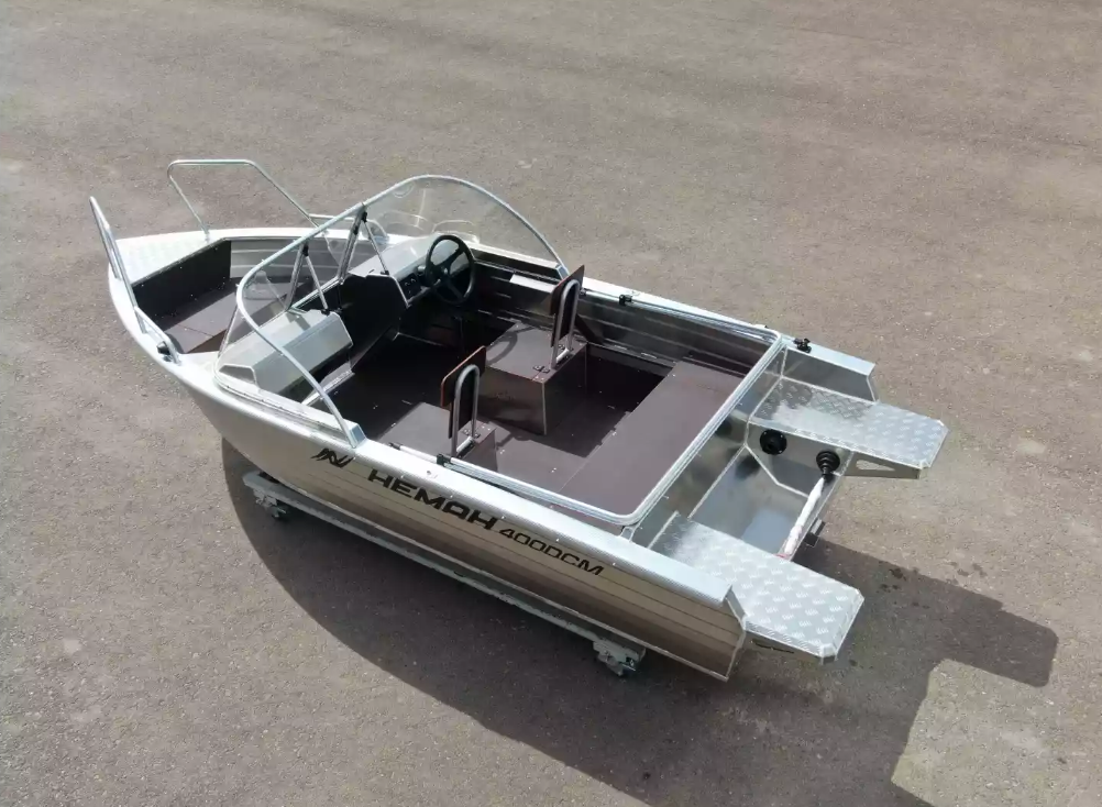 Алюминиевая лодка  Неман-400 DCM NEW в Армавире