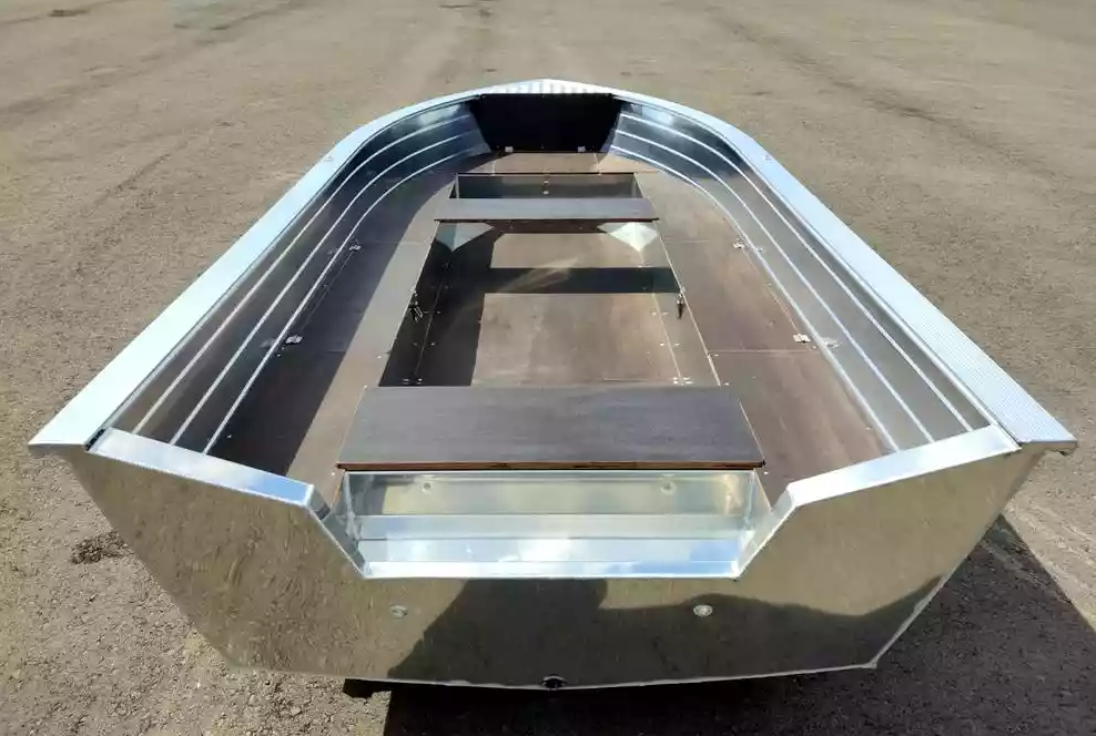 Алюминиевая лодка Неман-400 в Армавире