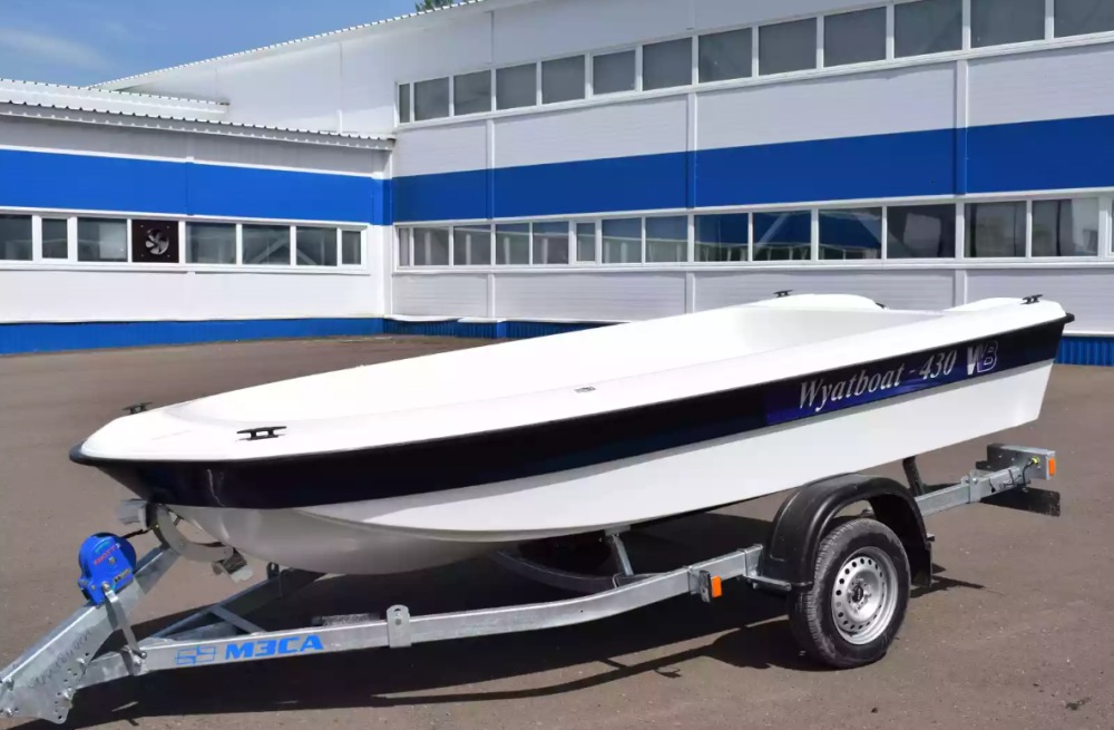 Стеклопластиковая лодка Wyatboat 430 тримаран в Армавире