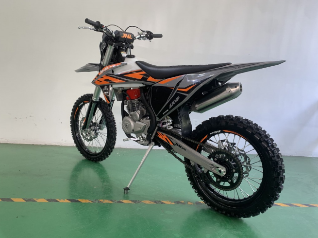 Мотоцикл JHLMOTO JHL LX4 CB300RL (175FMN) в Армавире