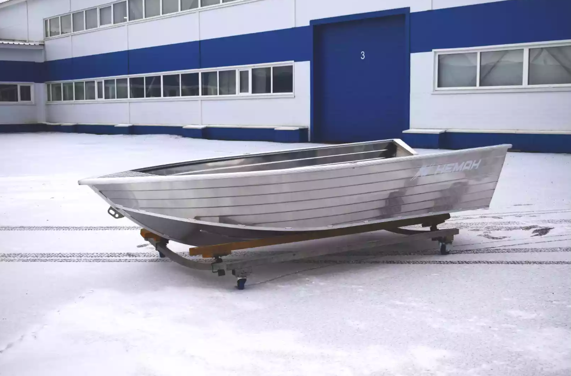 Алюминиевая лодка Неман-400 в Армавире
