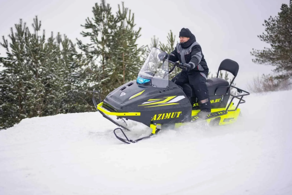 Миниснегоход Бурлак Азимут 24 л.с. , эл.запуск, реверс, тормоз гидравл, капот черный в Армавире