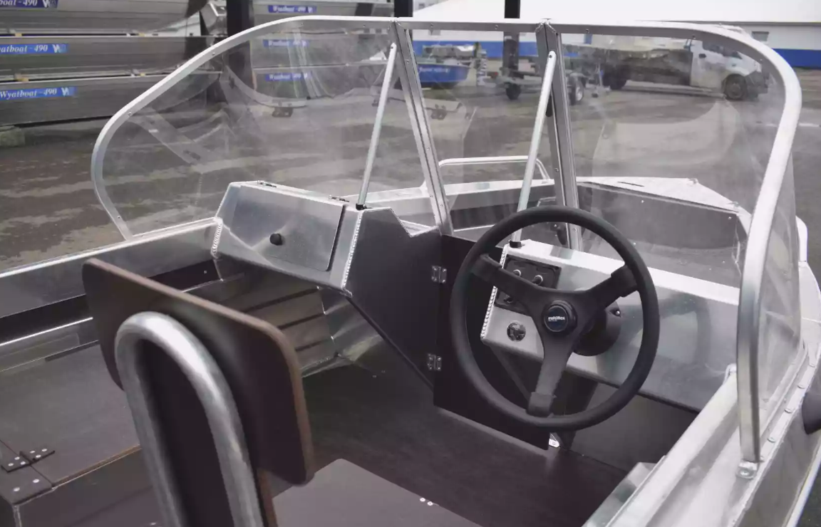 Алюминиевая лодка  Neman-400 DC в Армавире