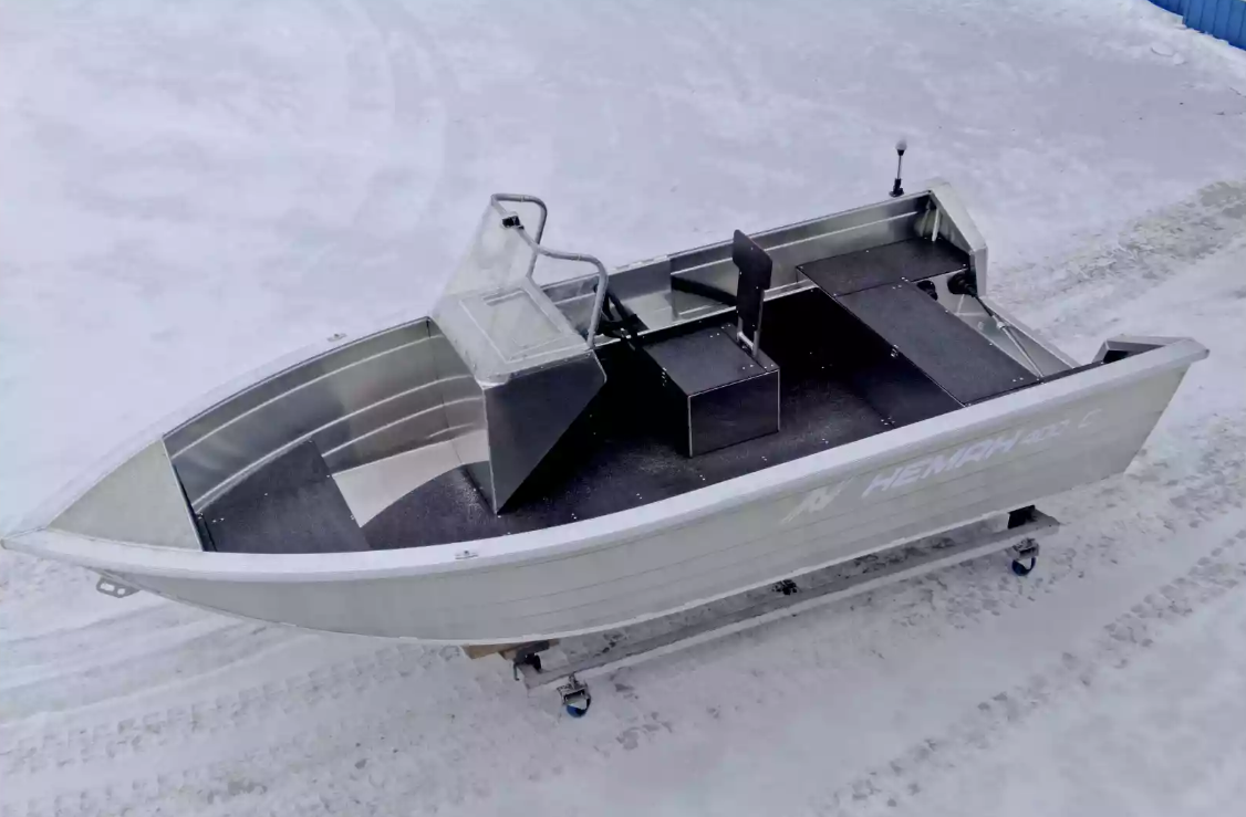 Алюминиевая лодка Неман-400 С в Армавире