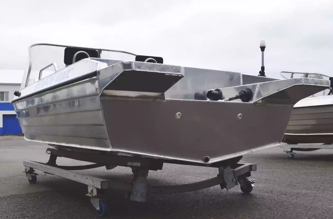 Алюминиевая лодка  Neman-400 DC в Армавире