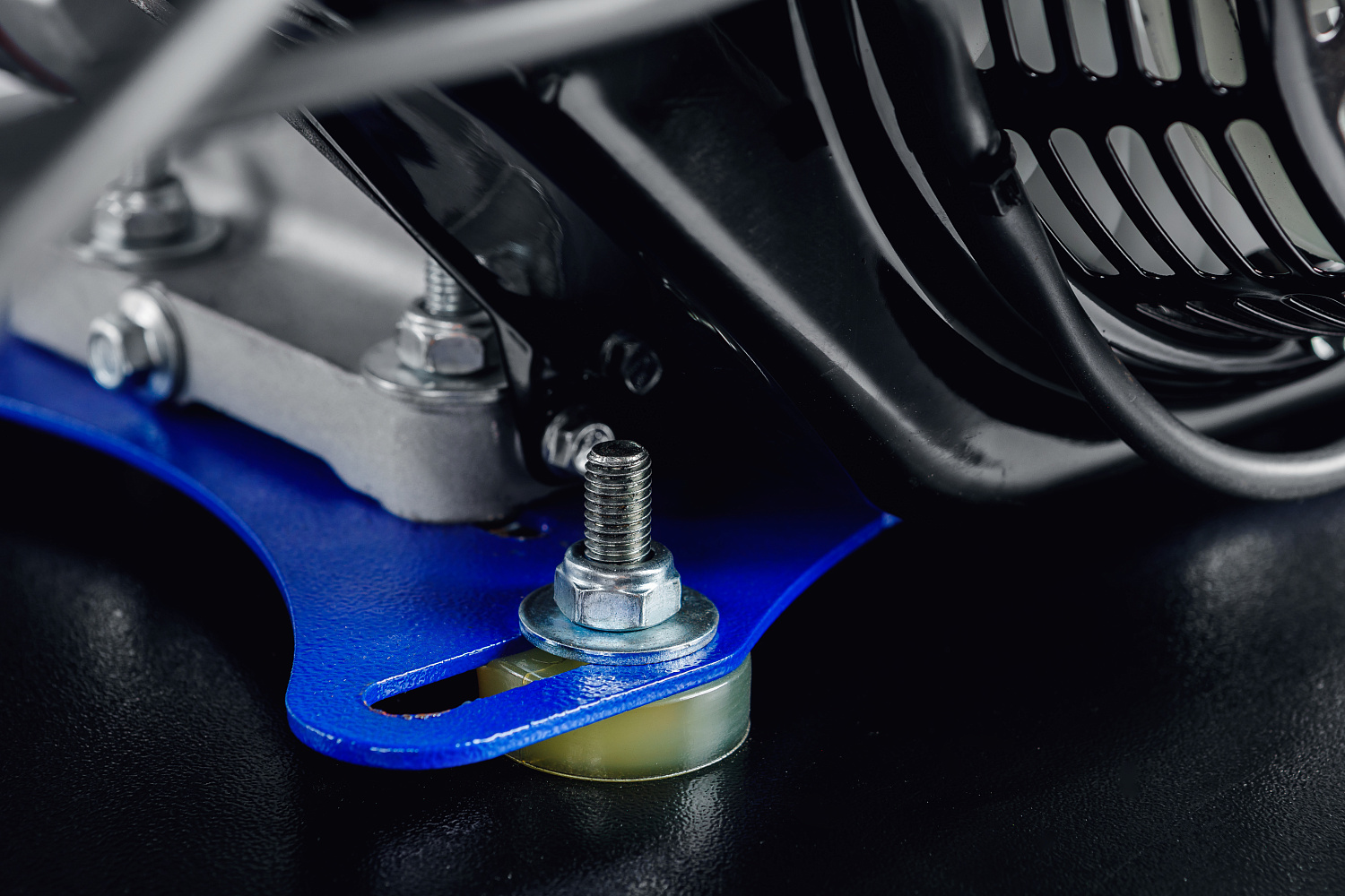 МОТОБУКСИРОВЩИК IKUDZO LONG 2.0 1700/500 EKR19 в Армавире