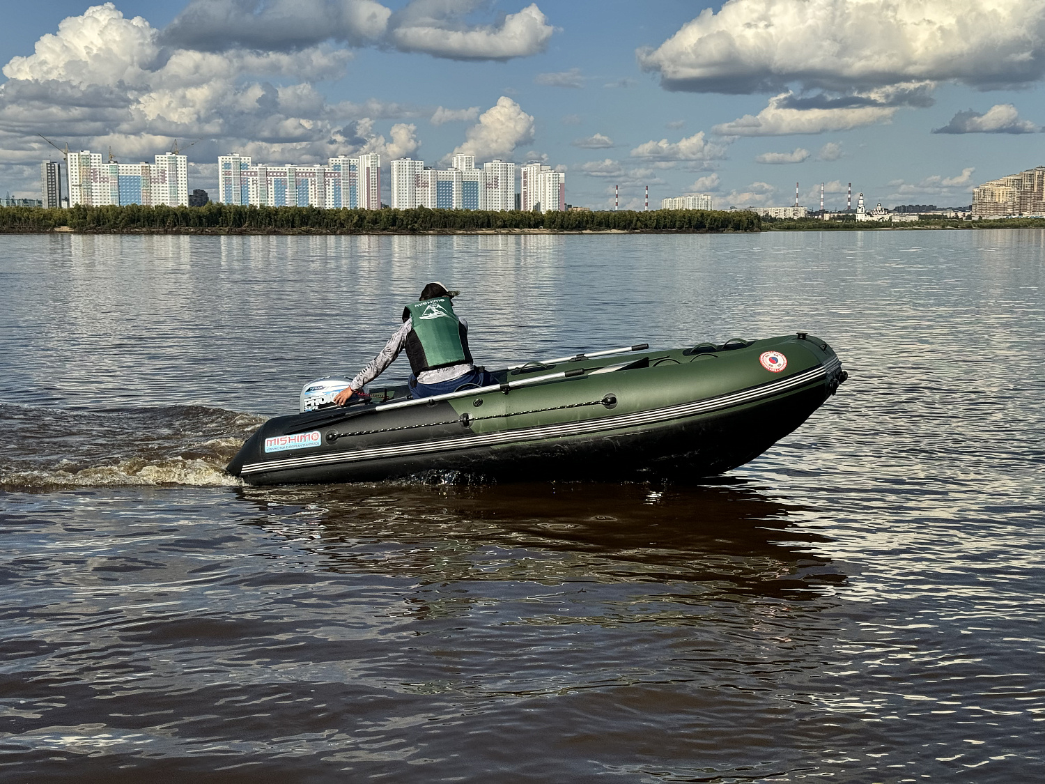 Лодка MISHIMO BIG FLOOR 440 в Армавире