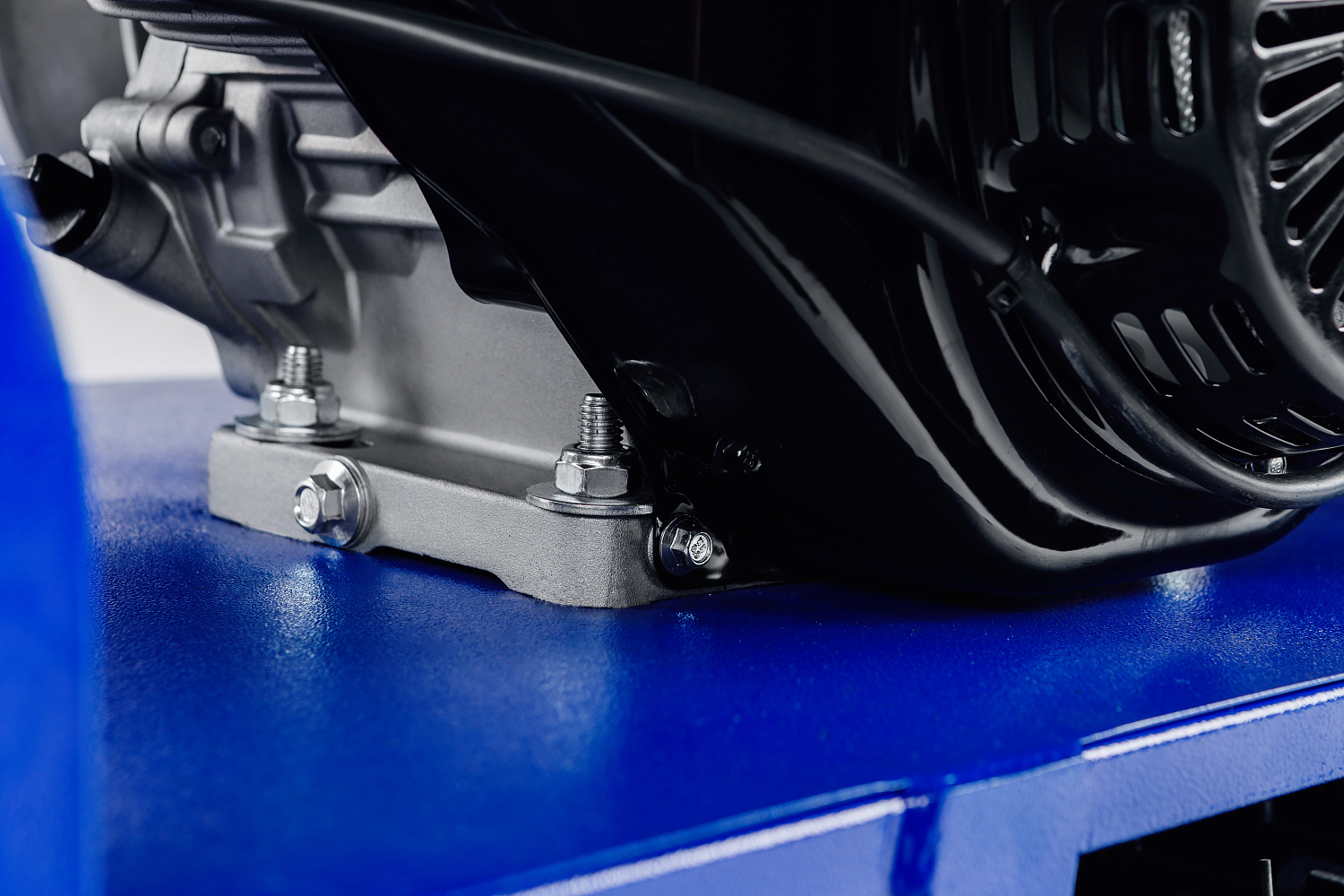 Мотобуксировщик SNOW DOG 17 с эл. запуском (DINKING) в Армавире