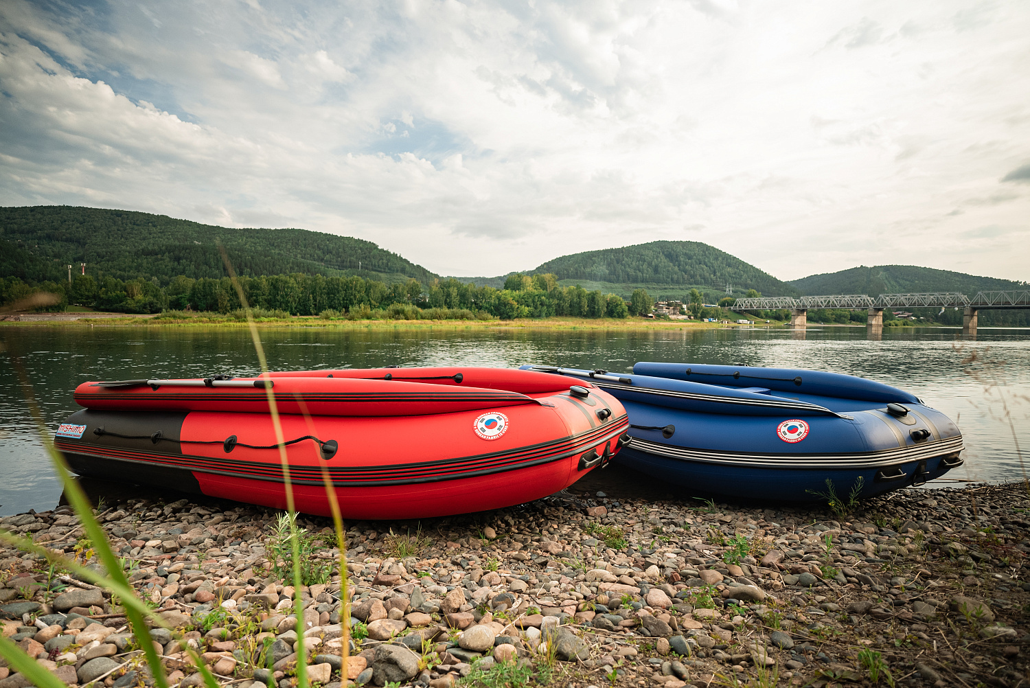 Лодка MISHIMO RIVER FJET PRO 430  под водомет в Армавире