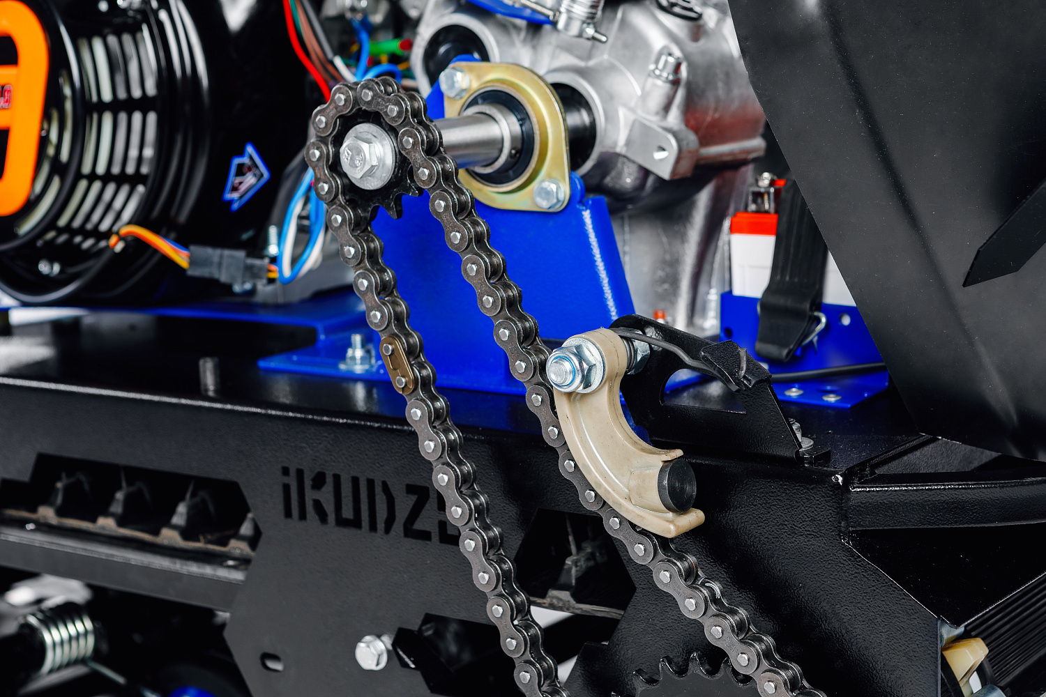 МОТОБУКСИРОВЩИК IKUDZO LONG 2.0 1700/500 EKR19 в Армавире