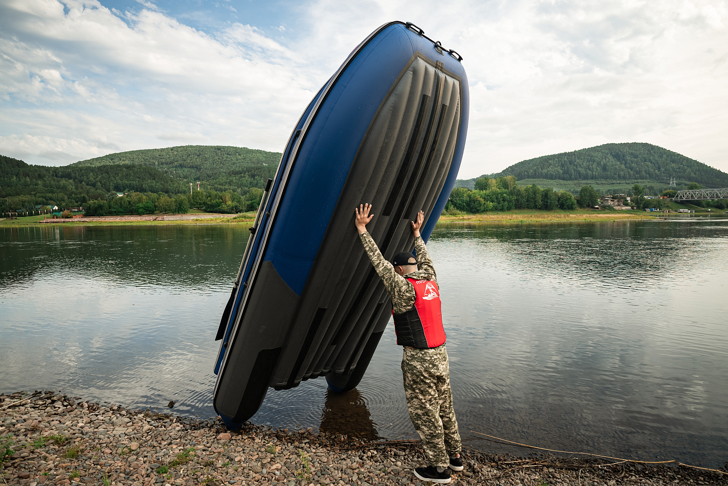 Лодка MISHIMO RIVER FJET PRO 430  под водомет в Армавире