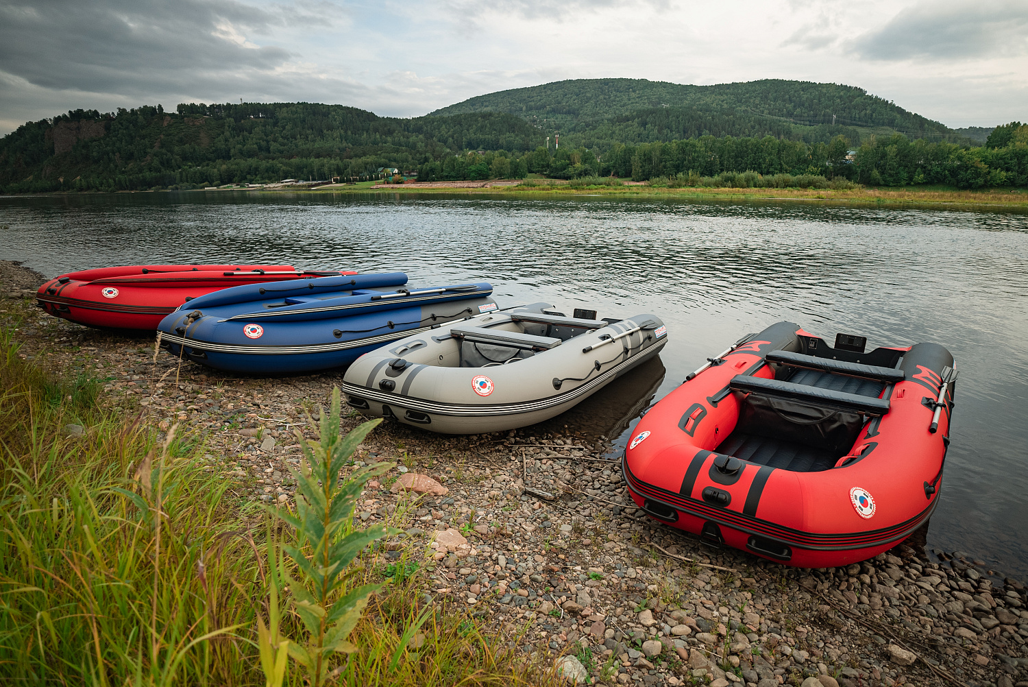 Лодка MISHIMO RIVER FJET PRO 430  под водомет в Армавире