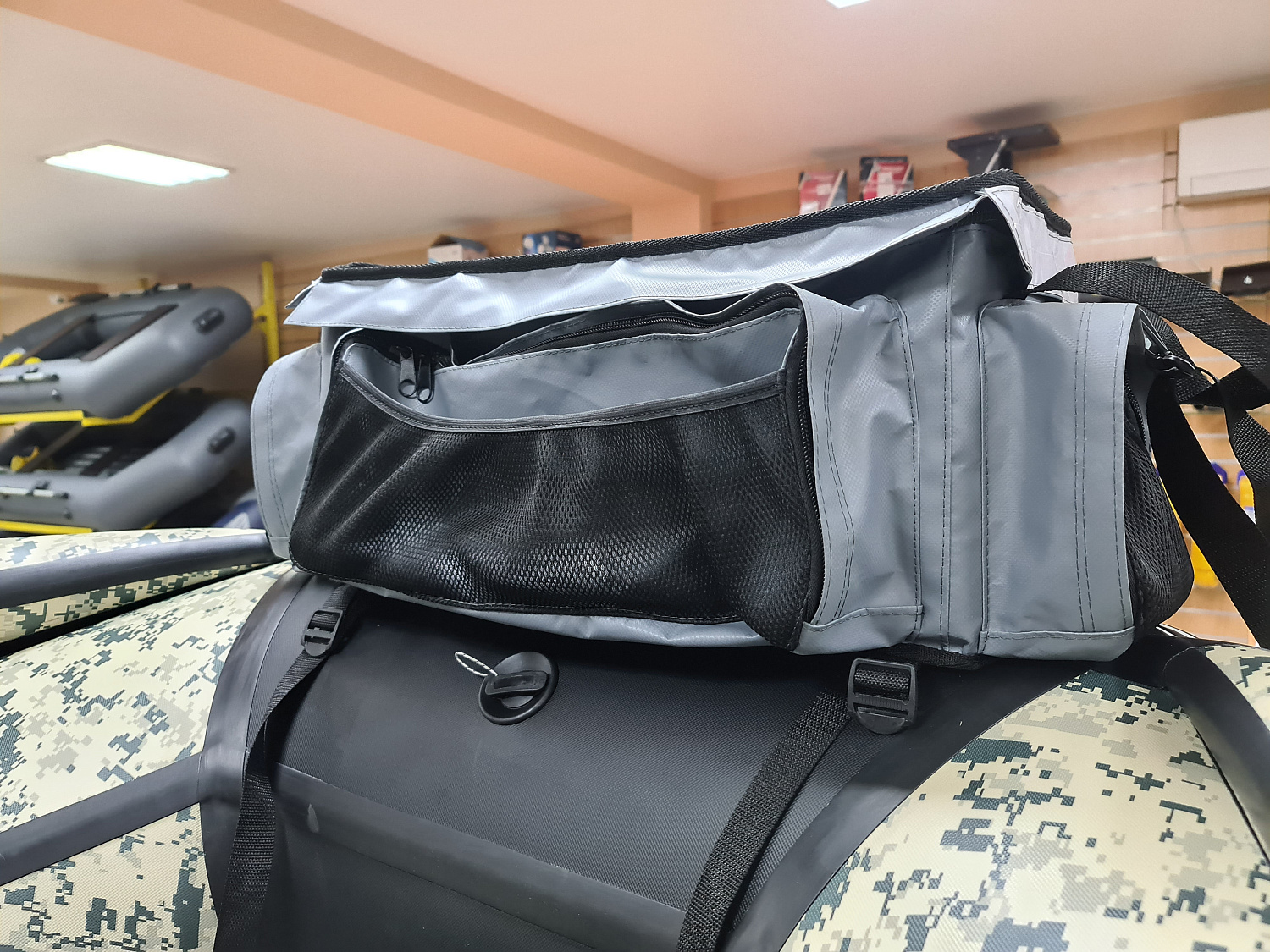 СУМКА ЛЮКС НА БАЛЛОН ДЛЯ ЛОДОК ПВХ 50Х25Х25 СМ в Армавире